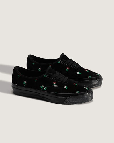 OTW Authentic 44, Man, , Size: 11 - Vans - Modalova