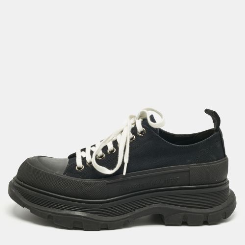 Alexander McQueen Black Canvas And Rubber Tread Slick Low Top Sneakers Size 40 - Alexander McQueen - Modalova