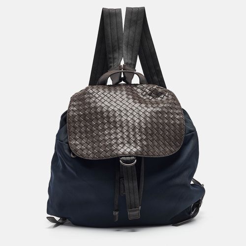 Bottega Veneta Navy Blue/Brown Intrecciato Leather and Nylon Flap Backpack - Bottega Veneta - Modalova