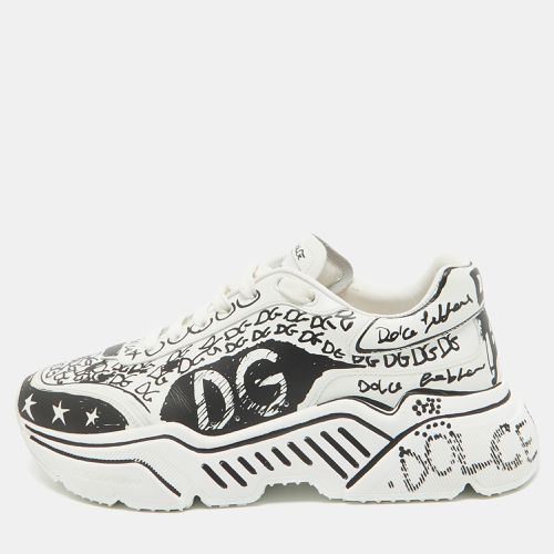 Dolce & Gabbana Black/White Graffiti Logo Low Top Sneakers Size 40.5 - Dolce & Gabbana - Modalova