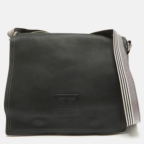 Givenchy Black Leather Logo Embossed Flap Messenger Bag - Givenchy - Modalova