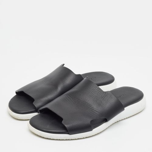 Embeleme Size 43.5 Leather Flat Sandals - Hermes - Modalova