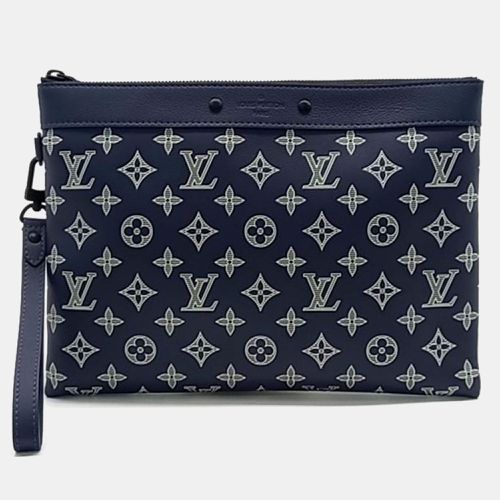 Louis Vuitton Monogram Shadow Pochette Togo Bag - Louis Vuitton - Modalova