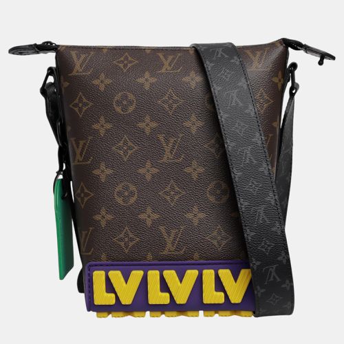 Louis Vuitton Brown Monogram Cruiser Messenger Bag - Louis Vuitton - Modalova