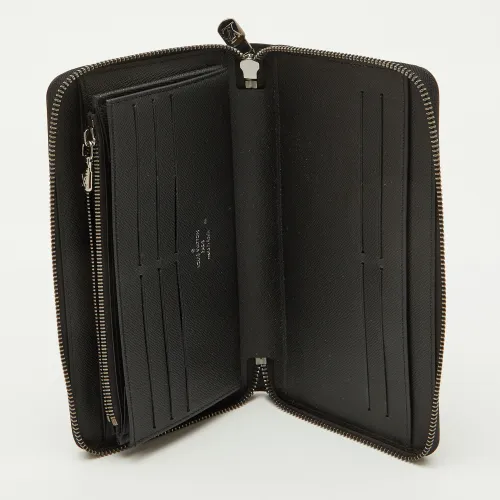 Monogram Eclipse Canvas Horizontal Zippy Wallet - Louis Vuitton - Modalova