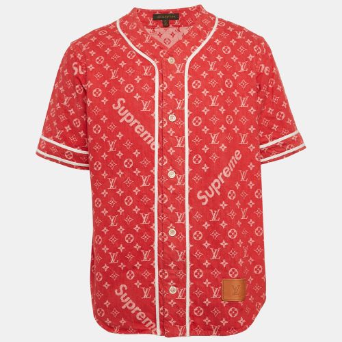 Louis Vuitton x Supreme Red Monogram Denim Baseball Shirt M - Louis Vuitton - Modalova