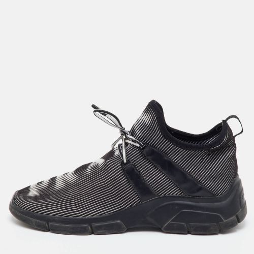 Size 40 /White Stripe Knit Fabric Low Top Sneakers - Prada - Modalova