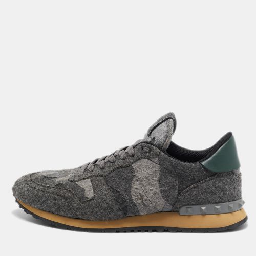 Valentino Grey/Green Fur and Leather Rockrunner Sneakers Size 43 - Valentino - Modalova