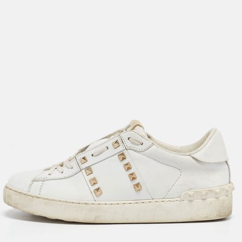 Valentino White Leather Rockstud Lace Up Sneakers Size 40.5 - Valentino - Modalova