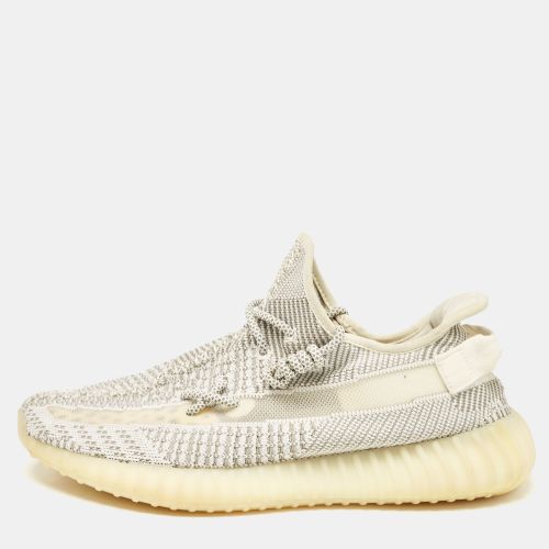 White Knit Fabric Boost 350 V2 Static Lace Up Sneakers Size 45 1/3 - Yeezy x Adidas - Modalova