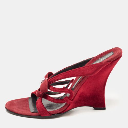 Casadei Red Velvet Bow Embellished Wedge Strappy Sandals Size 38 - Casadei - Modalova