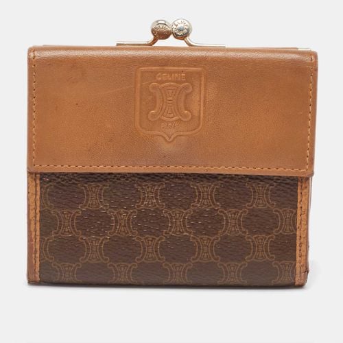 Celine Macadam Coated Canvas and Leather Triomphe Kisslock Wallet - Celine - Modalova