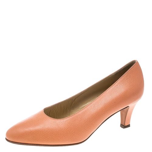 Celine Peach Pink Leather Pumps Size 37.5 - Celine - Modalova