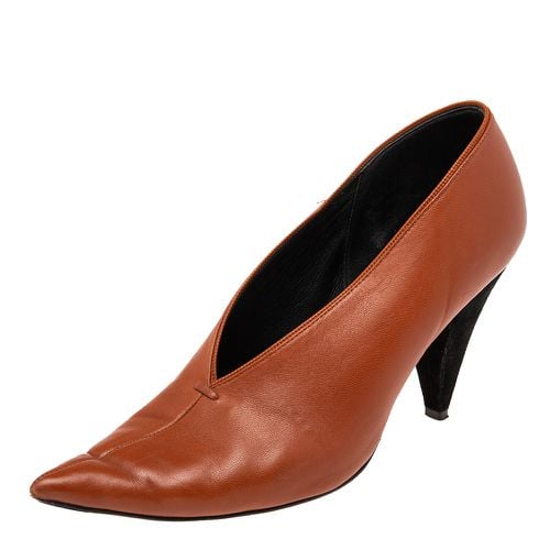 Celine Brown Leather V Neck Pointed Toe Pumps Size 37 - Celine - Modalova