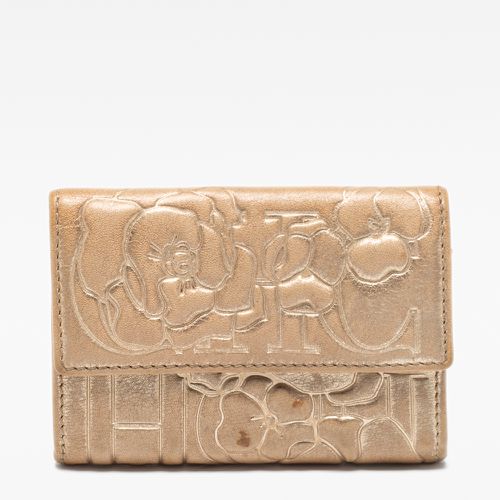 CH Carolina Herrera Gold Floral Embossed Leather Flap Compact Wallet - CH Carolina Herrera - Modalova