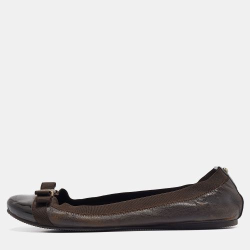 CH Carolina Herrera Brown Leather and Patent Cap Toe Bow Scrunch Ballet Flats Size 38 - CH Carolina Herrera - Modalova