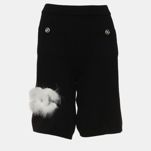 Chanel Black Fur Embellished Knit Shorts S - Chanel - Modalova