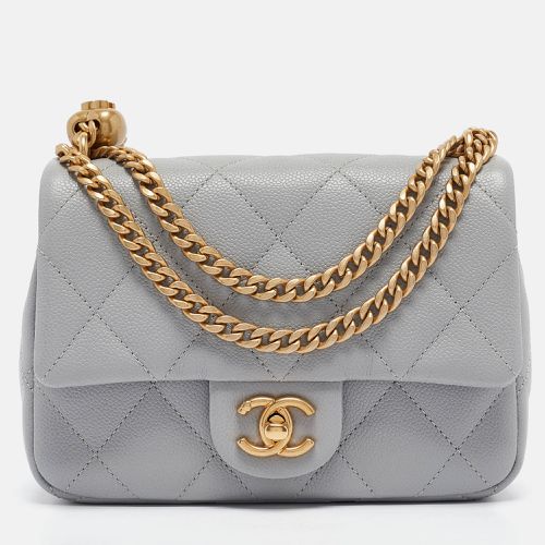 Chanel Grey Quilted Leather Mini Sweetheart Flap Bag - Chanel - Modalova