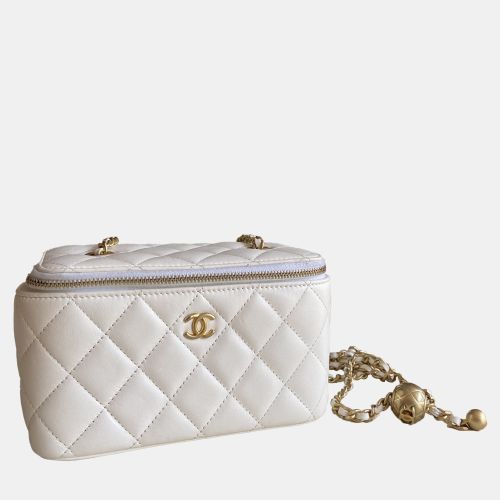 Chanel White Pearl Crush Small Vanity Bag - Chanel - Modalova