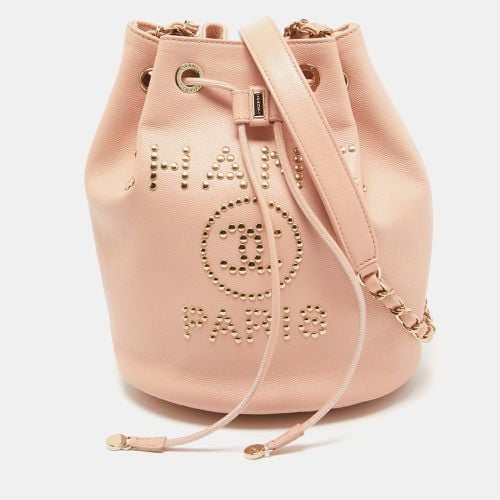 Chanel Peach Leather Logo Studs Deauville Drawstring Bucket Bag - Chanel - Modalova