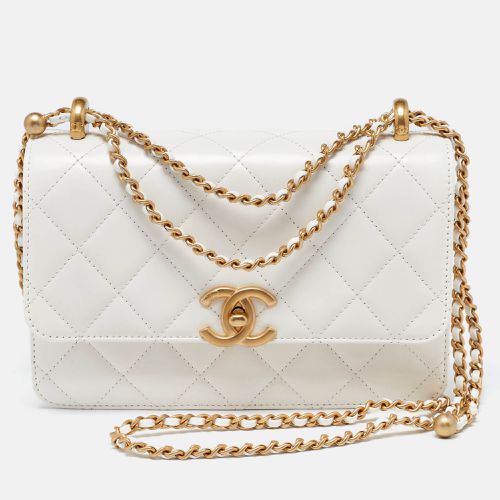 Chanel White Quilted Leather Small Flap Shoulder Bag - Chanel - Modalova