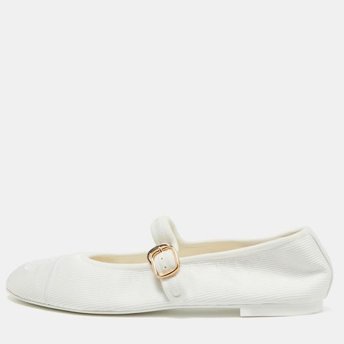 Chanel White Canvas CC Ballet Flats Size 38 - Chanel - Modalova