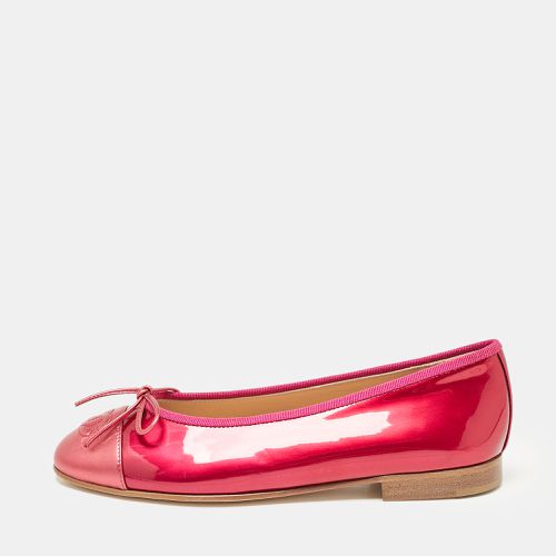 Chanel Purple Patent Leather CC Ballet Flats Size 35.5 - Chanel - Modalova