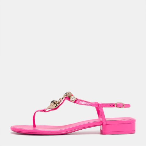 Chanel Pink Leather Embellished CC Thong Sandals Size 40 - Chanel - Modalova