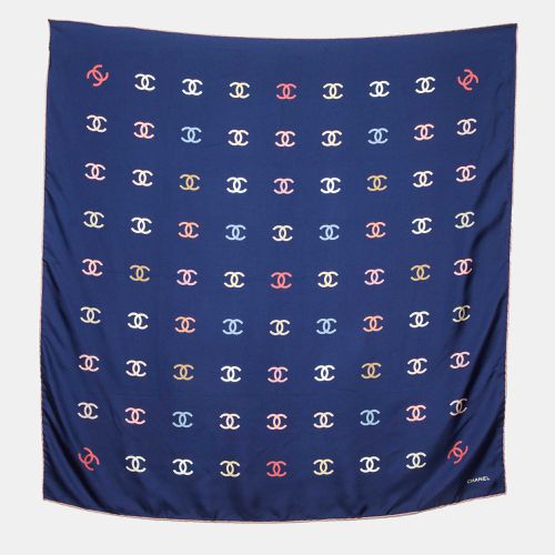 Chanel Navy Blue All-Over CC Print Silk Square Scarf - Chanel - Modalova