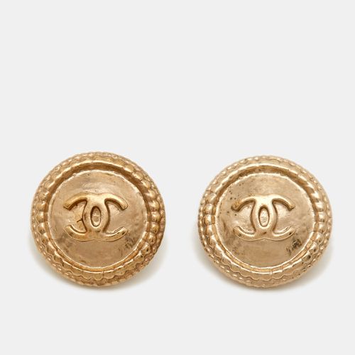 Chanel CC Gold Tone Stud Earrings - Chanel - Modalova