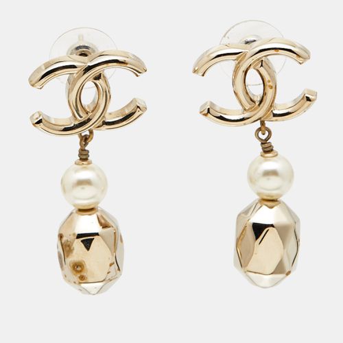 Chanel CC Faux Pearl Gold Tone Earrings - Chanel - Modalova