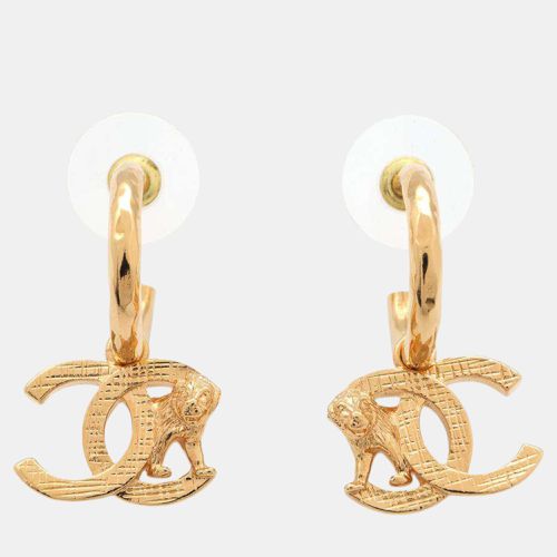 Chanel Gold Metal Cc Logo Earrings - Chanel - Modalova