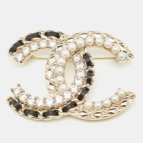 CC Faux Pearl Crystal Leather Tone Brooch - Chanel - Modalova