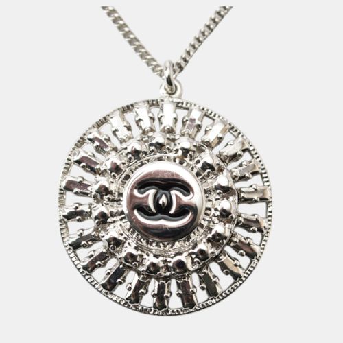 Chanel Silver Motif CC Pendant Chain Necklace - Chanel - Modalova