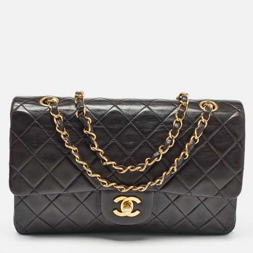 Quilted Lambskin Leather Medium Classic Double Flap Bag - Chanel - Modalova