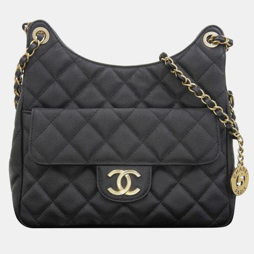 Chanel Black Caviar Quilted Wavy CC Hobo Bag - Chanel - Modalova