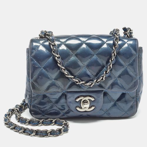 Quilted Patent Leather Mini Classic Flap Bag - Chanel - Modalova