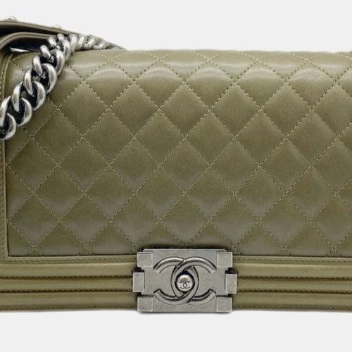 Chanel Khaki Lambskin Leather Large Boy Shoulder Bag - Chanel - Modalova