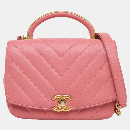 Chanel Pink Small Chevron Lambskin Reversed Round Flap - Chanel - Modalova