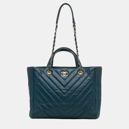 Chanel Navy Blue CC Chevron Calfskin Statement Shopping Tote - Chanel - Modalova