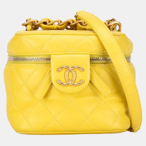 Chanel Yellow Small CC Lambskin Vanity Case - Chanel - Modalova