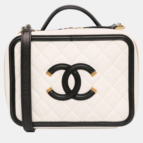 Chanel White Small Caviar CC Filigree Vanity Case - Chanel - Modalova