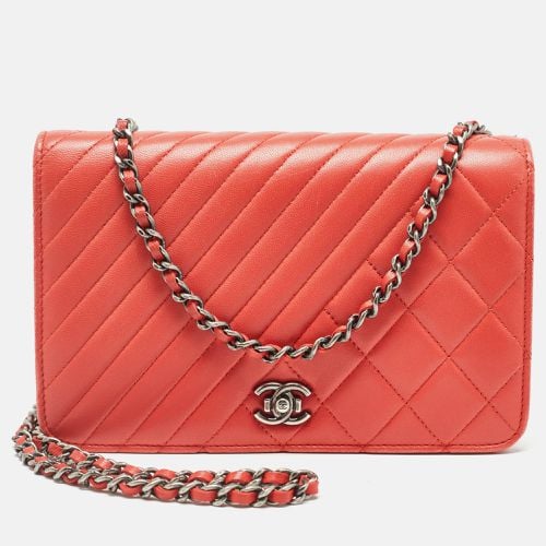 Quilted Leather Coco Boy Wallet on Chain - Chanel - Modalova