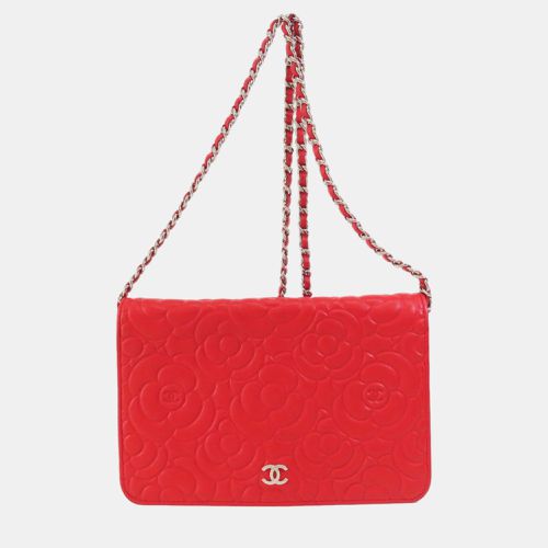 Chanel Red Camellia Leather Embossed Wallet On Chain - Chanel - Modalova