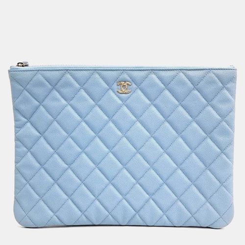 Chanel Blue Leather Quilted Medium Cosmetic Case - Chanel - Modalova