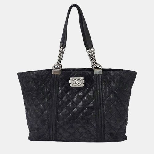 Chanel Quilted Gentle Iridescent Calfskin Boy Shopping Tote Bag - Chanel - Modalova