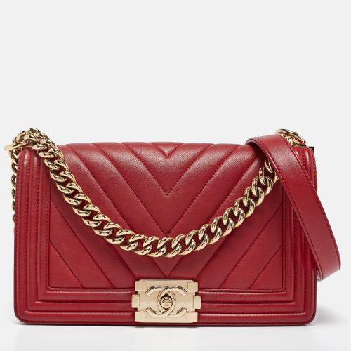 Chanel Red Chevron Leather Medium Boy Flap Bag - Chanel - Modalova