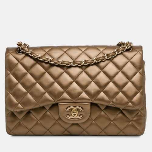 Jumbo Classic Lambskin Double Flap Bag - Chanel - Modalova