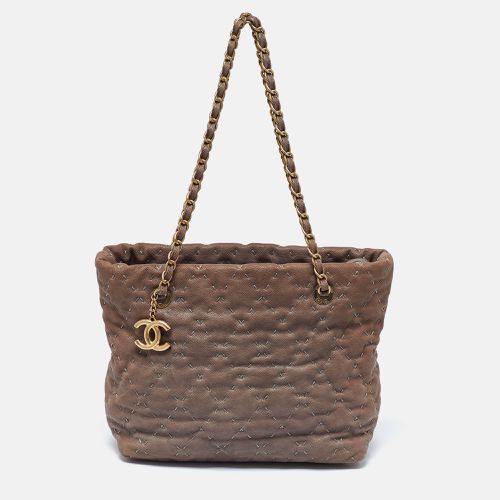 Chanel Brown Quilted Caviar Leather Wild Stitch Tote - Chanel - Modalova