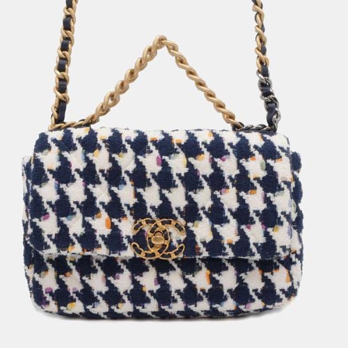 Chanel Blue/White Tweed 19 Shoulder Bags - Chanel - Modalova